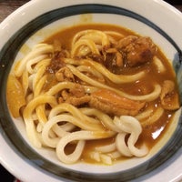 Photo taken at 釜こしうどん 水道橋製麺所 by Amehare on 12/4/2013