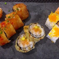 Снимок сделан в Temple Sushi пользователем Miguel F. 6/28/2016