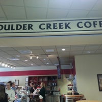 Foto tirada no(a) Boulder Creek Coffee por Amir L. em 2/1/2013