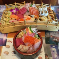 Photo taken at Yokohama Japanese Restaurant by Edna L. on 4/19/2017