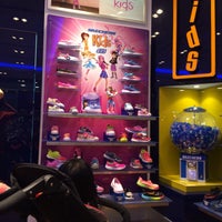 skechers klcc level