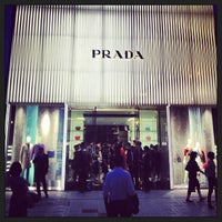 Prada 大阪心斎橋 Accessories Store In アメリカ村 Prada 大阪心斎橋 Accessories Store In アメリカ村