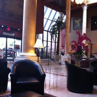 2/28/2013 tarihinde Mary K.ziyaretçi tarafından Regency Hotel Miami'de çekilen fotoğraf