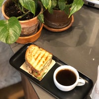 12/16/2019 tarihinde Borja R.ziyaretçi tarafından Dalston Coffee'de çekilen fotoğraf