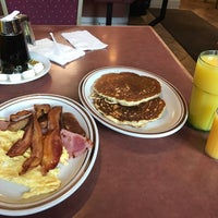 Photo taken at Wahi Diner by Joey V. on 7/8/2017