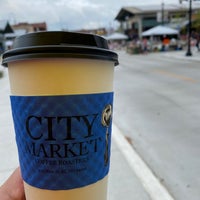7/11/2021 tarihinde Scott T.ziyaretçi tarafından City Market Coffee Roasters'de çekilen fotoğraf