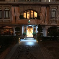 Photo taken at Sultanahmet Sarayı Otel by Orhan Ö. on 1/2/2018