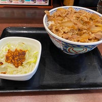 Photo taken at Yoshinoya by ぱんぷきん on 1/13/2023