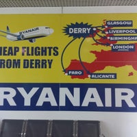 3/23/2015 tarihinde Rueziyaretçi tarafından City of Derry Airport (LDY)'de çekilen fotoğraf