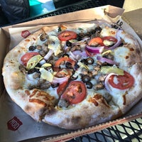 1/4/2022 tarihinde Joanne C.ziyaretçi tarafından Mod Pizza'de çekilen fotoğraf