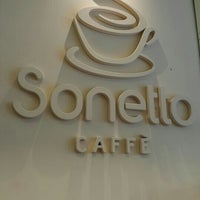 Photo taken at Sonetto Caffé by Renatho S. on 6/13/2015