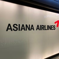 Photo taken at Asiana Lounge (International) by Manami on 1/16/2023