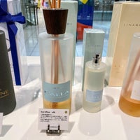 Photo taken at The Conran Shop by Manami on 1/26/2020