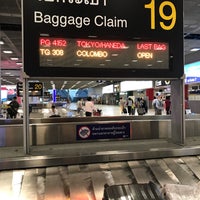 Photo taken at Baggage Claim 19 by Manami on 5/24/2017