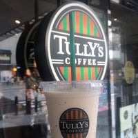Photo taken at Tully&amp;#39;s Coffee by Manami on 9/15/2019
