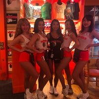 Photo taken at Hooters by Manami on 11/22/2017