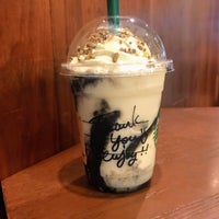 Photo taken at Starbucks by Manami on 1/5/2019