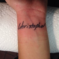 8/16/2014에 Kimberly M.님이 Flyrite Tattoo Brooklyn에서 찍은 사진