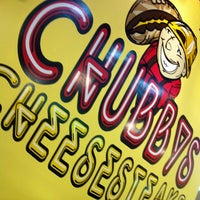 รูปภาพถ่ายที่ Chubbys Cheesesteaks โดย Jim B. เมื่อ 6/22/2013