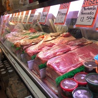 Das Foto wurde bei La Mexicana Meat Market &amp;amp; Taqueria von Kent am 2/20/2023 aufgenommen