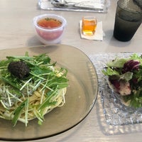 Photo taken at Sghr cafe Aoyama by Masayuki I. on 5/27/2019