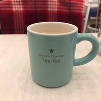 Photo taken at Hawaiian Cafe &amp;amp; Bar Tee-Tee by Masayuki I. on 12/11/2018