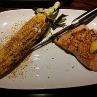 Photo taken at LongHorn Steakhouse by 🎀 on 7/21/2014