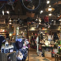 Photo taken at Cracker Barrel Old Country Store by Khennjo D. on 7/22/2015