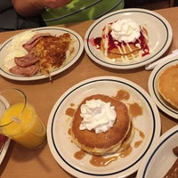 Photo taken at IHOP by Charry D. on 12/7/2014