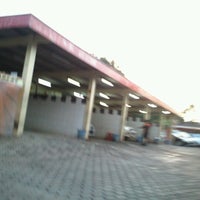 Photo taken at Cuci Mobil &amp;quot;Riziq Motor&amp;quot; by Ardian E. on 1/20/2013