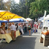 Photo taken at Palisades Farmers Market by Anna J. on 10/6/2013
