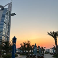 Photo taken at Jumeirah Beach Hotel by Sultan. on 4/20/2024