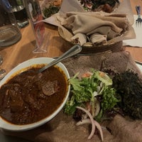 6/3/2023 tarihinde Katie R.ziyaretçi tarafından Demera Ethiopian Restaurant'de çekilen fotoğraf