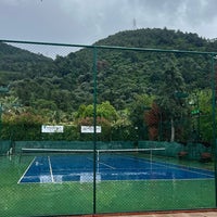 Photo taken at Crea Tenis Kulübü by Hadis K. on 5/4/2024