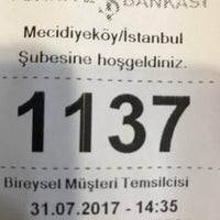 Photo taken at Türkiye İş Bankası by 🎭 Kamil I. on 7/31/2017