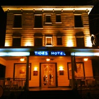Foto tirada no(a) Hotel Tides por David D. em 12/24/2012