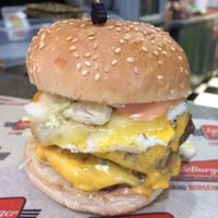 7/7/2017 tarihinde Gökhan T.ziyaretçi tarafından Egg &amp;amp; Burger'de çekilen fotoğraf