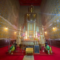 Photo taken at Wat Mai Tong Sane by yurakanya p. on 11/14/2020