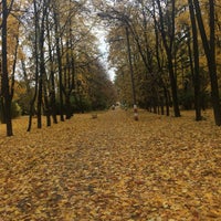 Photo taken at Парк Строителей by Маргарита Г. on 10/15/2017