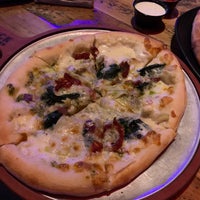 Foto tirada no(a) The Rock Wood Fired Pizza por Stacy em 10/15/2020