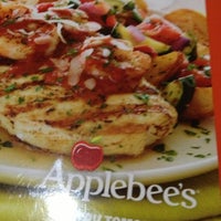 Photo taken at Applebee&#39;s Grill + Bar by Mike B. on 1/14/2013