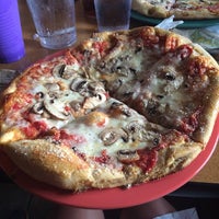 Photo taken at Mellow Mushroom by Michelle on 8/20/2014