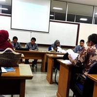 Review Pasca Sarjana Universitas Bandar Lampung