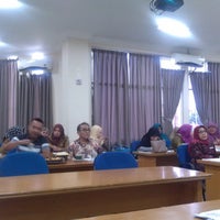 Review Pasca Sarjana Universitas Bandar Lampung