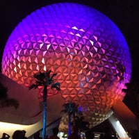 Photo taken at Spaceship Earth by Yasmin L. on 6/14/2016
