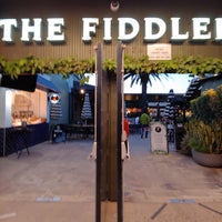 Photo taken at The Fiddler by 윤일 이. on 4/14/2019