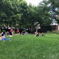 Photo taken at Sculpture Garden - Art Institute of Chicago by Diana S. on 8/7/2018