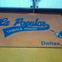 Foto tirada no(a) La Popular Tamale House por John U. em 12/29/2012
