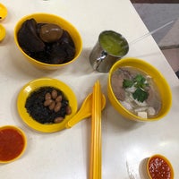 Photo taken at Authentic Mun Chee Kee KING of Pig&amp;#39;s Organ Soup by Wong K. on 8/24/2020