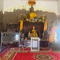 Photo taken at วัดขุนสมุทราวาส (วัดขุนสมุทรจีน) by Ptc L. on 7/23/2022
